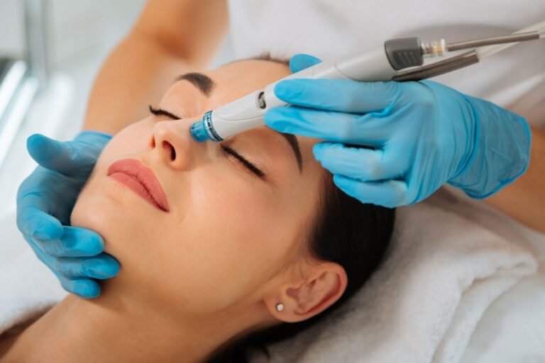 HydraFacial is the best way to treat your face. Let’s see how